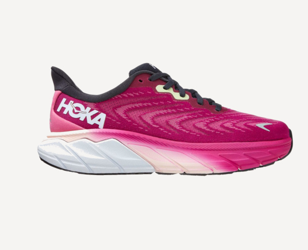 Кроссовки ARAHI 6 W (RU 39.5 UK 7 US 8.5 ; fest fuch/ibis rose)